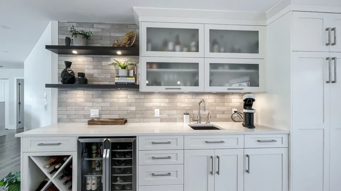 7 Ways to Choose the Right Base Cabinets for Your Kitchen Storage in 2023