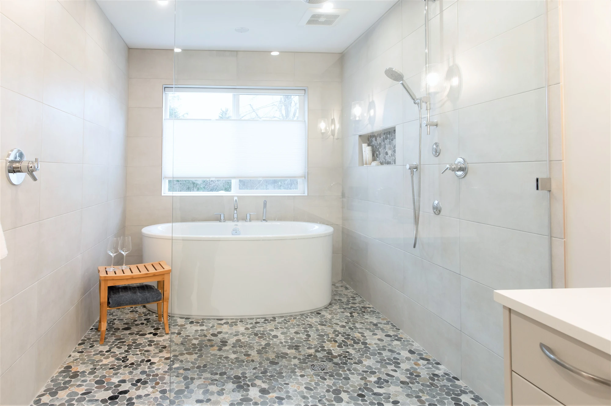 Luxury bathroom renovation in Kelowna